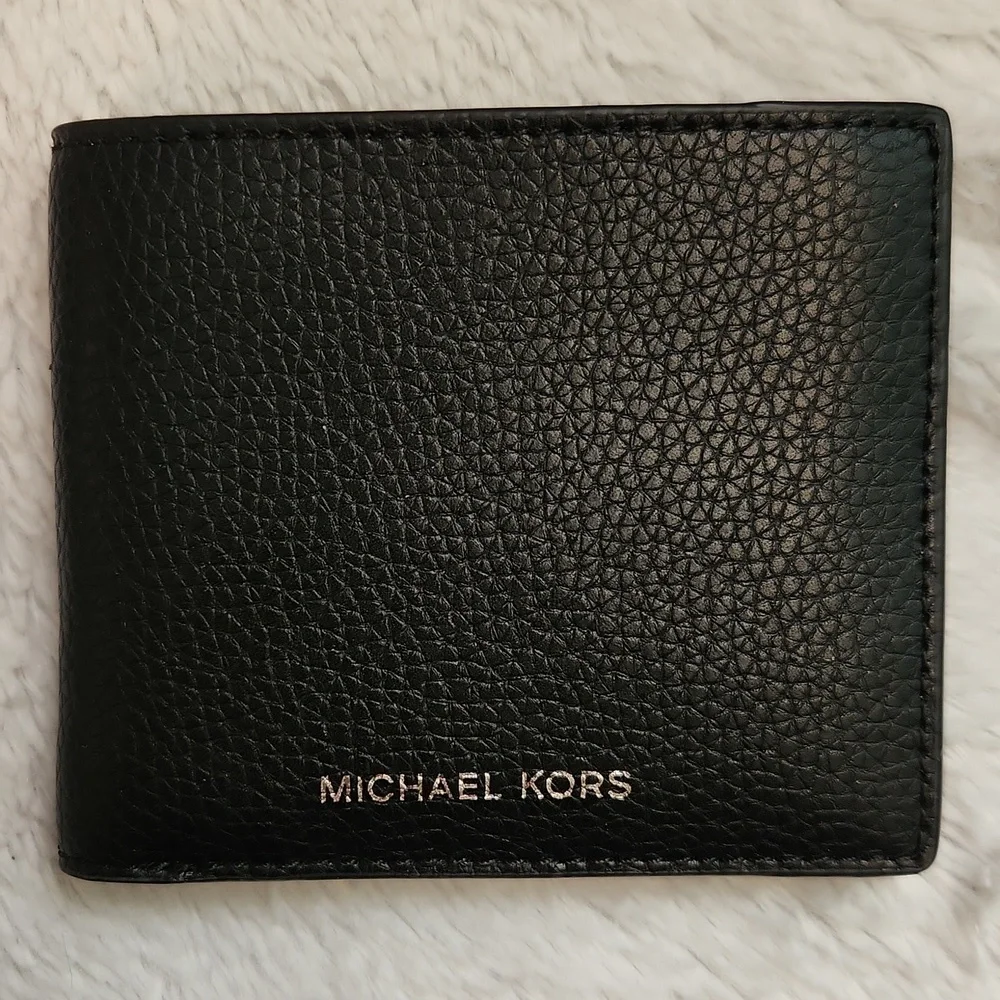Michael Kors Black Textured Leather Bi-Fold Wallet